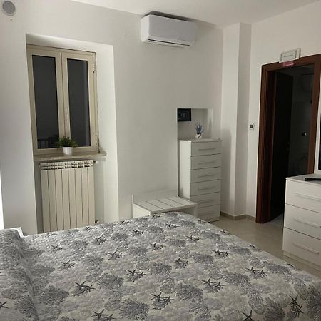 B&B Room Code 2 Frosinone Bagian luar foto